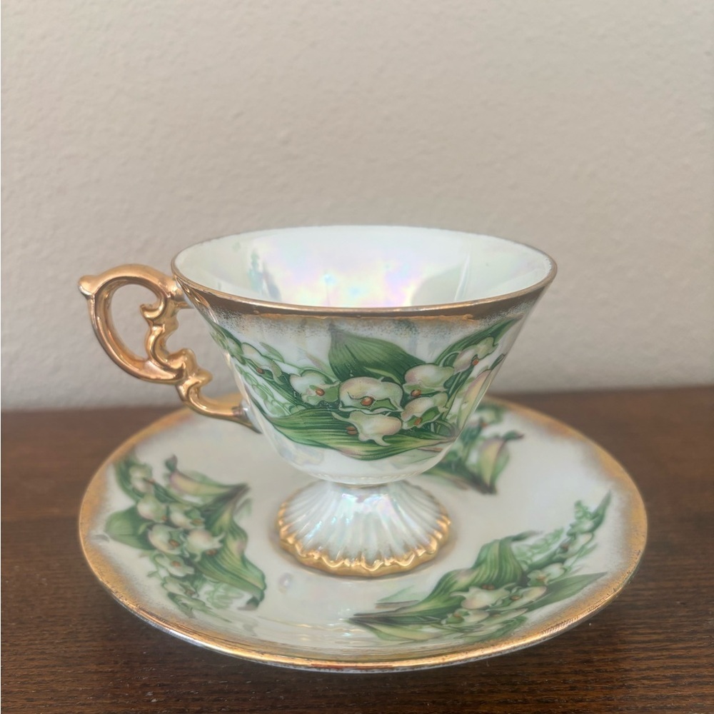 Royal Albert England The Lily of The Valley May Flower